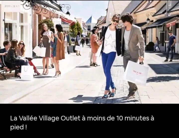 Appartement 2 Pieces 5Min Gare Val D'Europe Parking Inclus Montévrain Kültér fotó